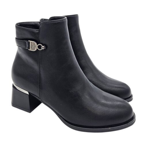 W6044-1 fekete bélelt bokacsizma
