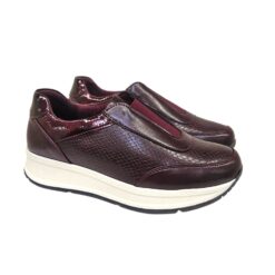 YEHJ-673 Sneaker bordó