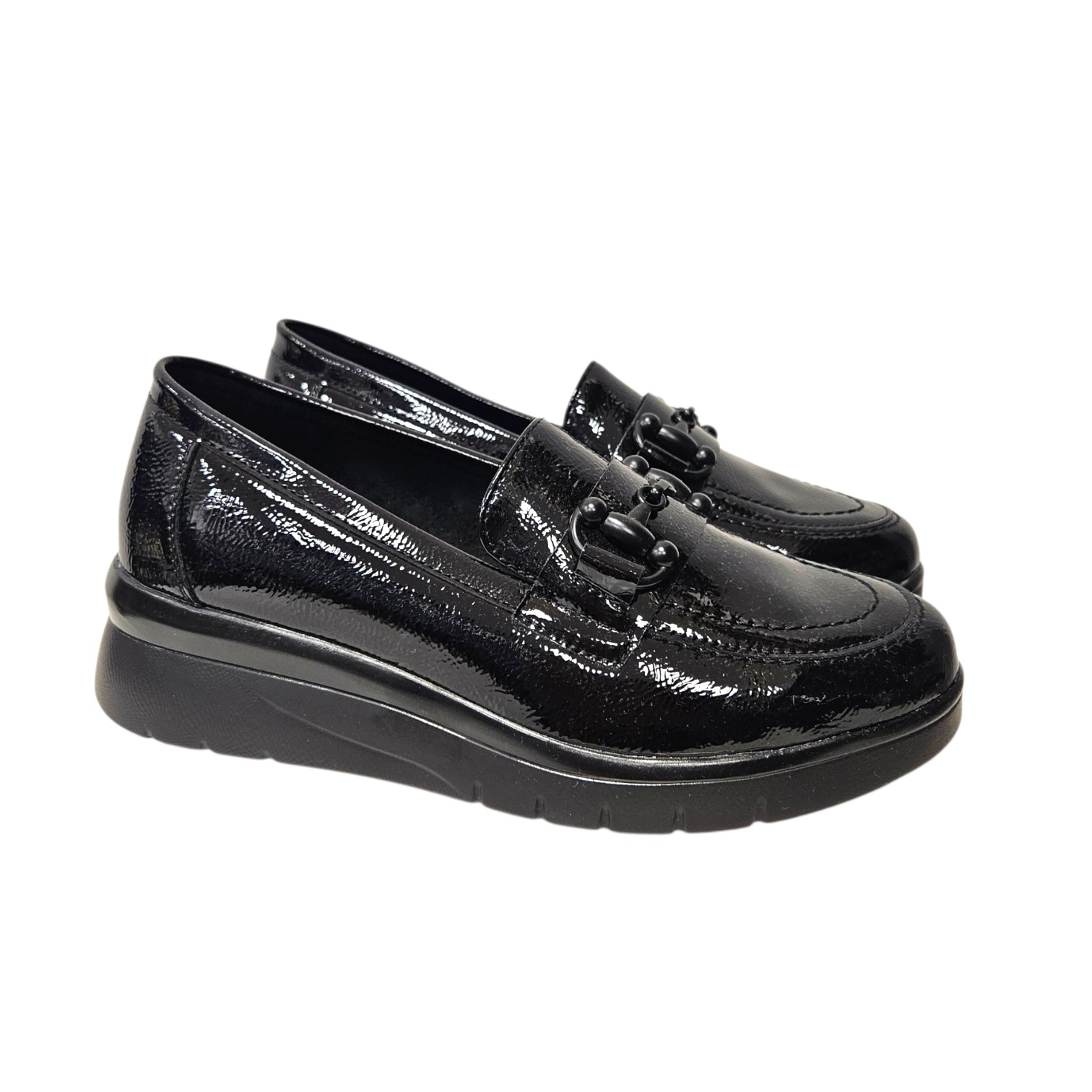 YEHJ-671 Slipon fekete lakk