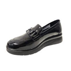 YEHJ-671 Slipon fekete lakk